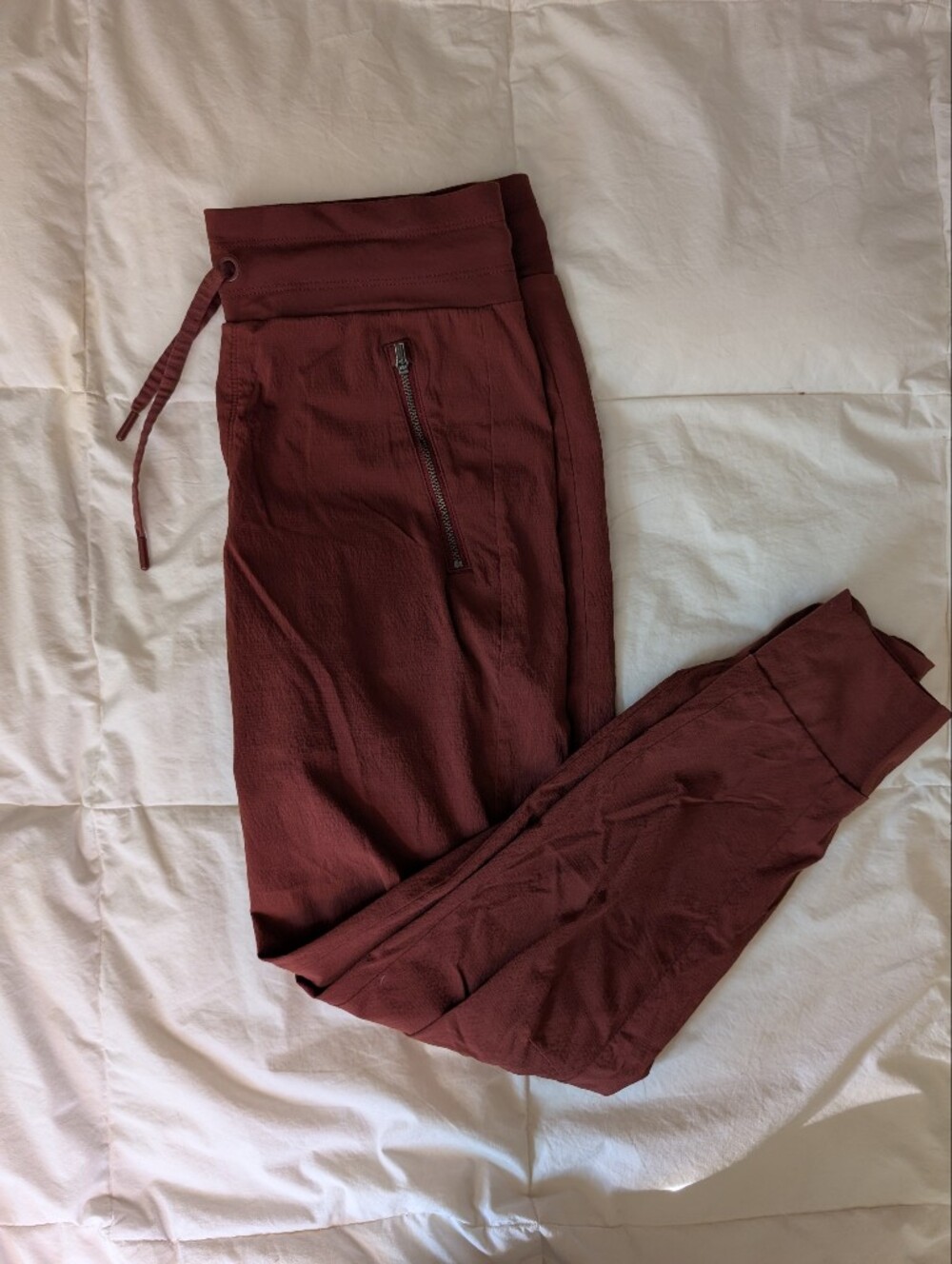 Athleta Trekkie North Jogger Burgundy Hiking Travel Athleisure Pants 6